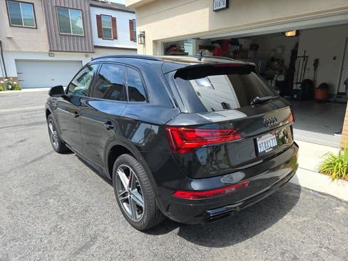 Used 2025 Audi Q5 e Premium Plus w/ Premium Plus Package image 4