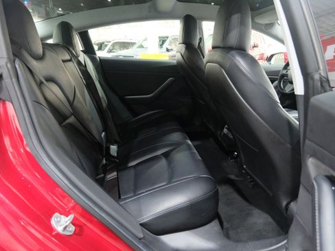 Used 2019 Tesla Model 3 Long Range image 23
