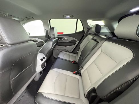 Used 2023 GMC Terrain SLT w/ Infotainment Package II FWD image 40