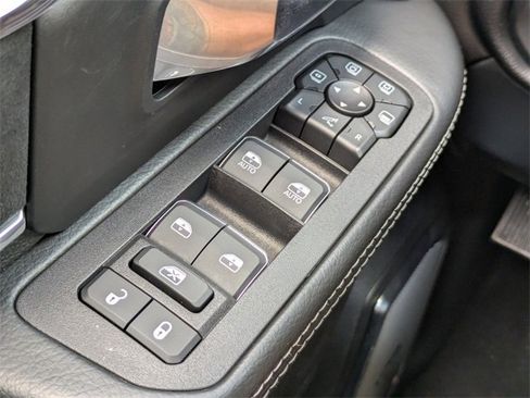 New 2025 RAM 2500 Laramie image 24