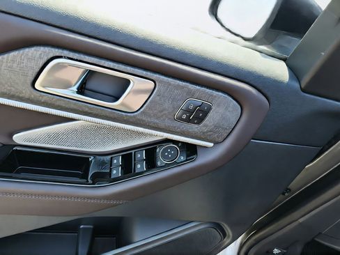 New 2026 Ford Explorer Platinum AWD/4WD image 22