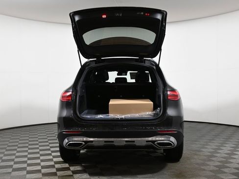 Used 2026 Mercedes-Benz GLC 300 4MATIC image 28