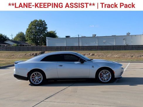 Used 2024 Dodge Charger Daytona Scat Pack w/ Plus Group AWD/4WD image 10
