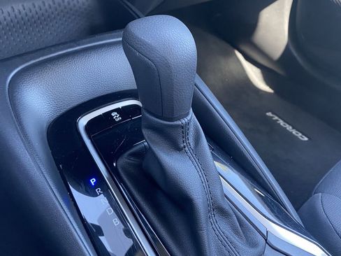 Used 2023 Toyota Corolla LE w/ Carpet Mat Package (TMS) image 10