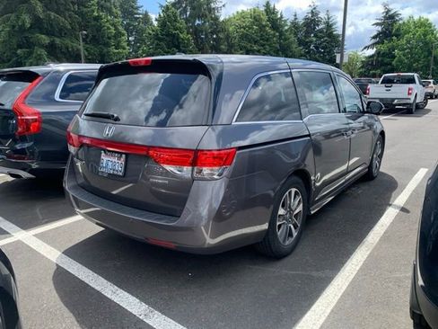 Used 2016 Honda Odyssey Touring image 3