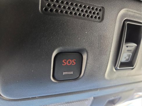 Used 2021 Nissan Titan Platinum Reserve w/ Moonroof Package image 22