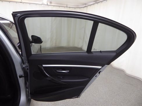 Used 2017 BMW 330i xDrive Sedan image 33