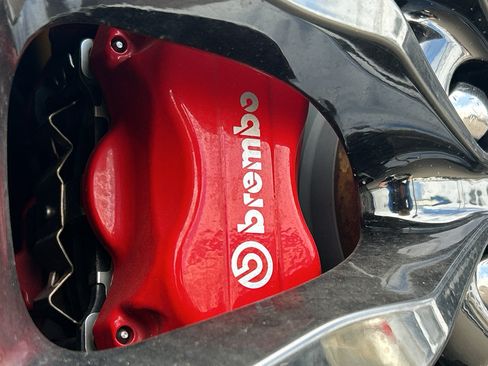 Used 2014 Dodge Challenger SRT8 RWD image 10