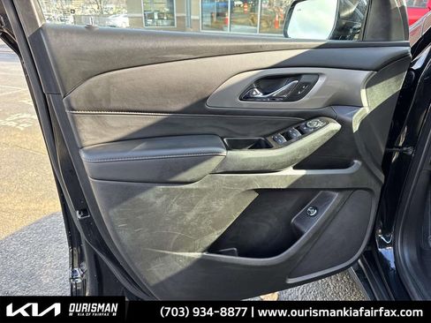 Used 2019 Chevrolet Traverse LT image 22