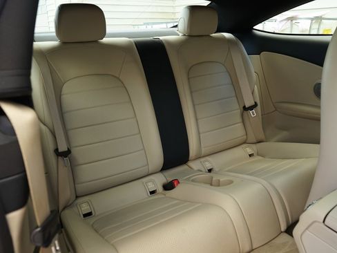 Used 2018 Mercedes-Benz C 300 Coupe image 10