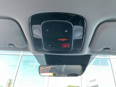 Used 2025 Hyundai Sonata SEL FWD image 16