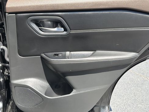 Used 2023 Nissan Rogue SV w/ SV Premium B Package FWD image 16