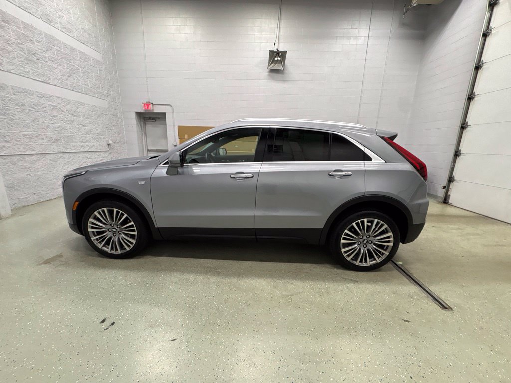 Certified 2024 Cadillac XT4 Premium Luxury w/ Technology Package AWD/4WD image 7