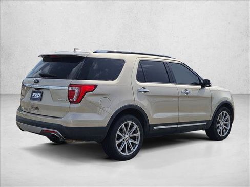 Used 2017 Ford Explorer Limited FWD image 5