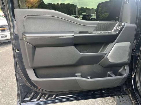 Certified 2022 Ford F150 Raptor w/ Equipment Group 801A High AWD/4WD image 18