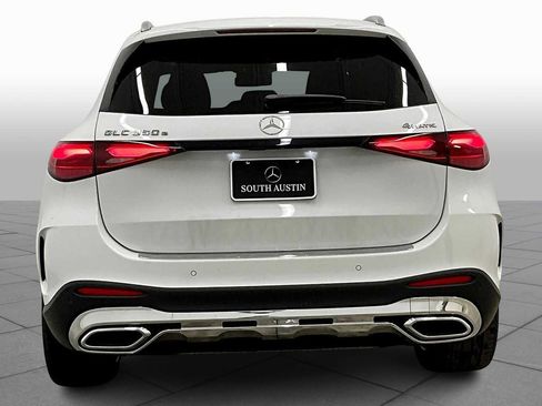 New 2025 Mercedes-Benz GLC 350e 4MATIC image 4