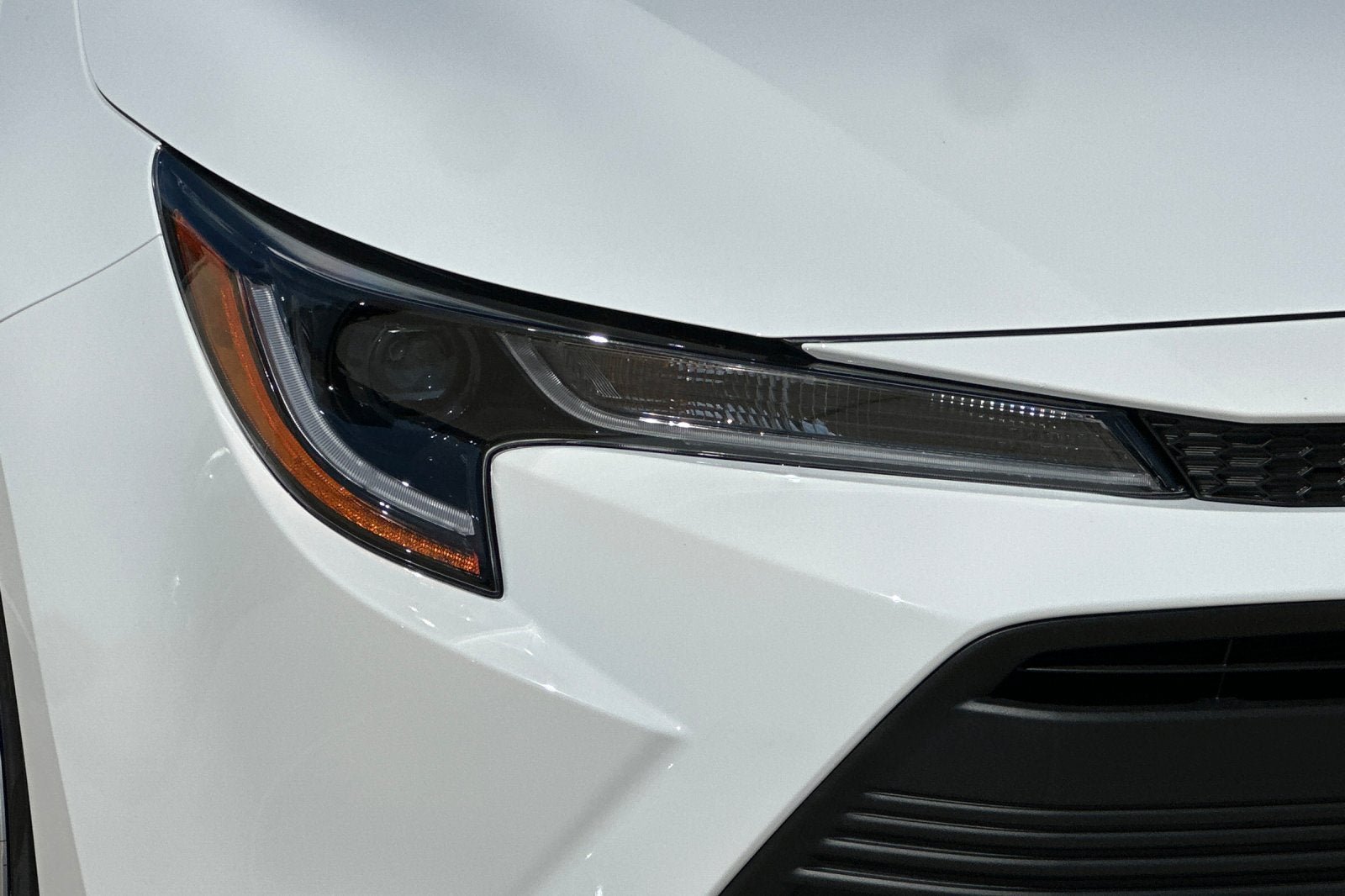 New 2027 Toyota Corolla LE FWD image 28