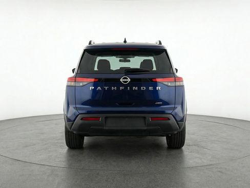 Used 2025 Nissan Pathfinder SV AWD/4WD image 7
