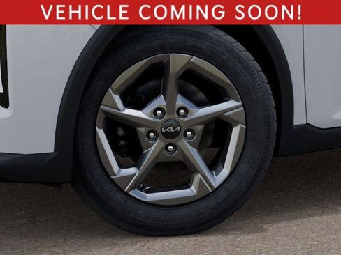 New 2026 Kia K4 LXS image 9