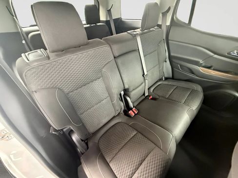 Used 2019 GMC Acadia SLE AWD/4WD image 19