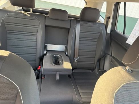 Used 2024 Volkswagen Tiguan S image 15