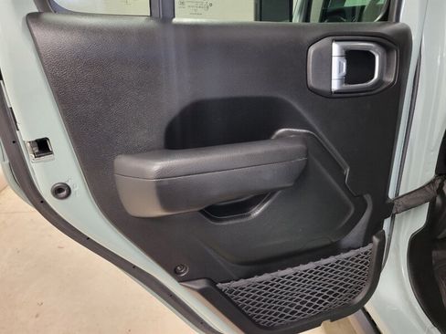 Used 2023 Jeep Wrangler Unlimited Sport AWD/4WD image 63