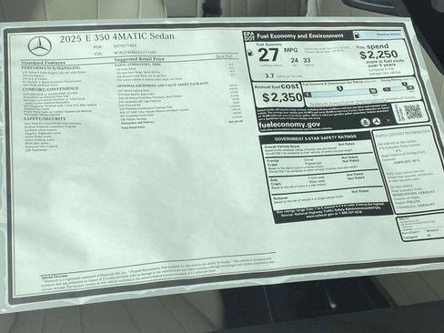 Used 2025 Mercedes-Benz E 350 4MATIC Sedan image 32