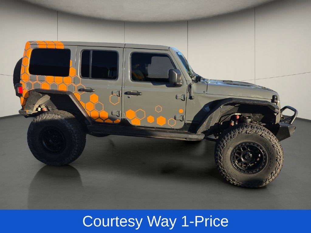 Used 2018 Jeep Wrangler Unlimited Rubicon AWD/4WD image 10