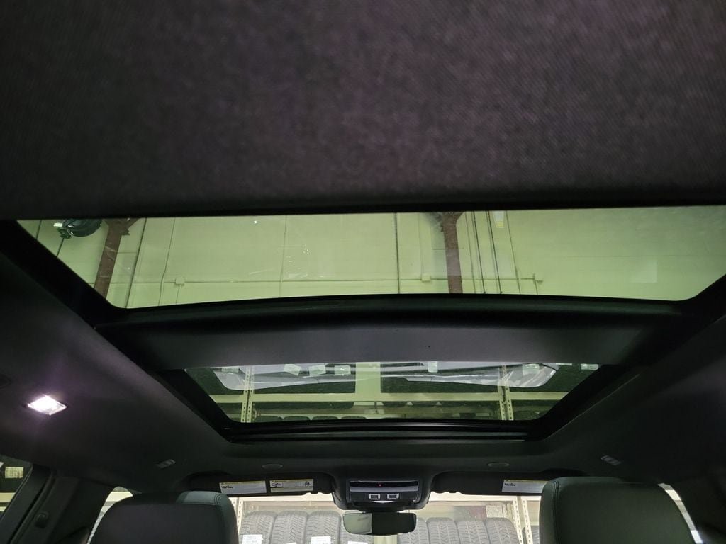 New 2026 Land Rover Range Rover Evoque Dynamic SE AWD/4WD image 27