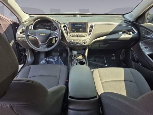 Used 2022 Chevrolet Malibu LS image 12