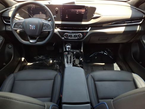 Used 2024 Buick Envista Sport Touring w/ Convenience I Package FWD image 24