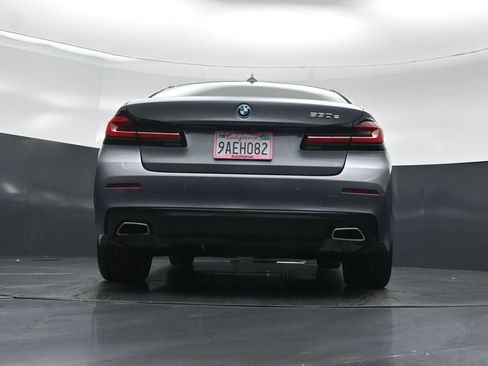 Used 2022 BMW 530e w/ Convenience Package RWD image 44