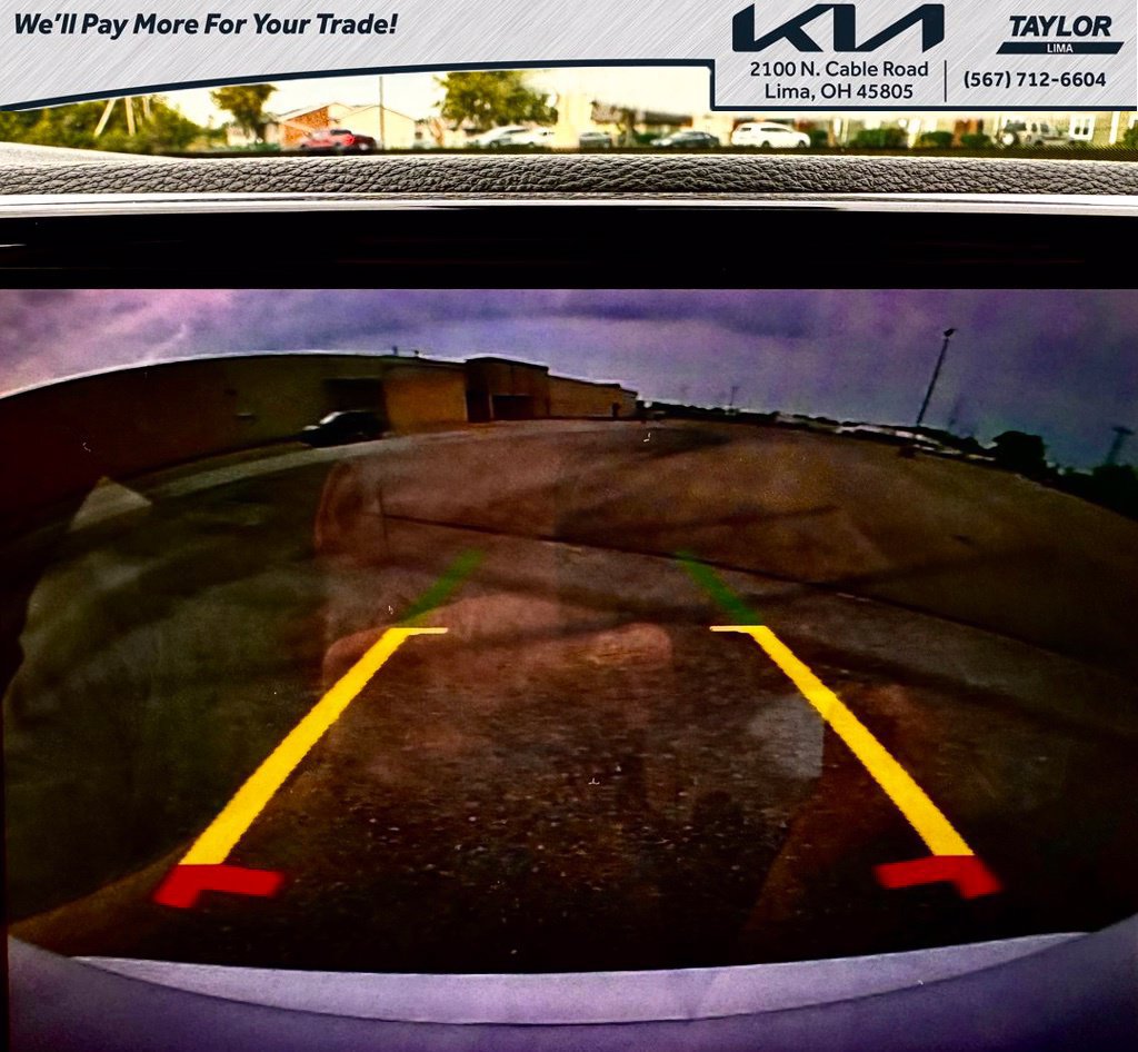Used 2024 Chrysler Pacifica Limited FWD image 6