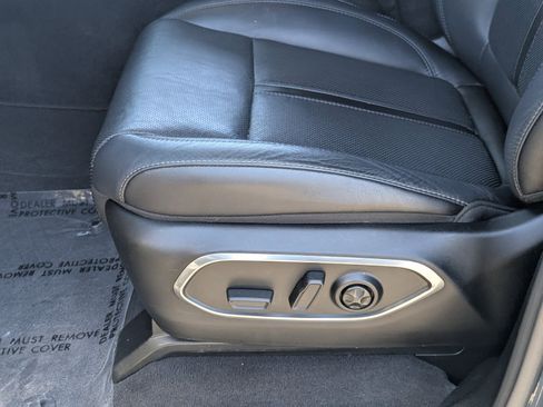 Used 2023 Jeep Wagoneer Series II w/ Flexible Seating Group AWD/4WD image 18