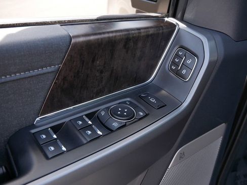 Used 2026 Ford F250 Lariat w/ Lariat Premium Package AWD/4WD image 18