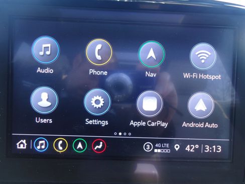 Used 2022 Chevrolet Traverse Premier w/ LPO, 'HIT The Road' Package AWD/4WD image 15