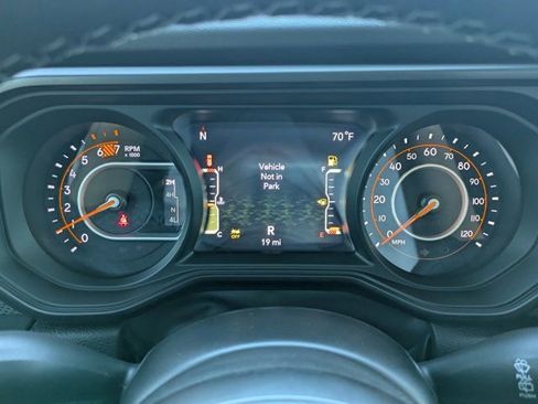 New 2026 Jeep Wrangler Unlimited Rubicon AWD/4WD image 22
