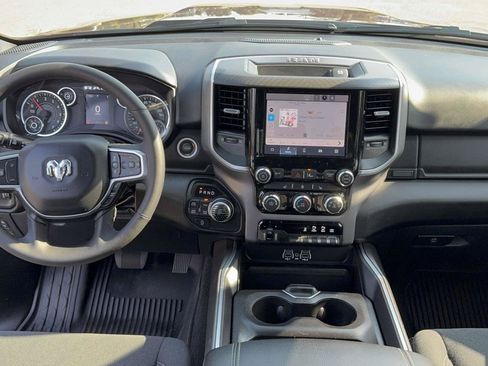 Used 2025 RAM 1500 Big Horn AWD/4WD image 18