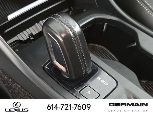 Used 2019 Volvo XC40 T5 Momentum AWD/4WD image 28