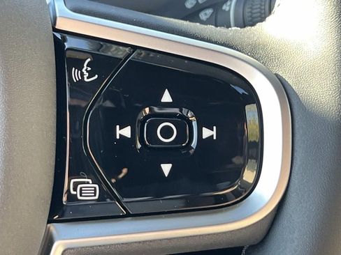 New 2026 Volvo XC90 B6 Plus image 24