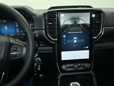 New 2025 Ford Ranger XLT w/ Equipment Group 301A High image 21