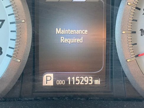 Used 2017 Toyota Sienna SE FWD image 16