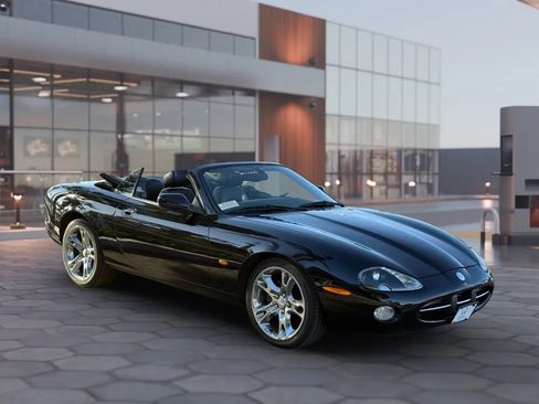 Used 2004 Jaguar XK8 Convertible RWD image 8