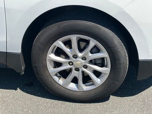 Used 2019 Chevrolet Equinox LS FWD image 10