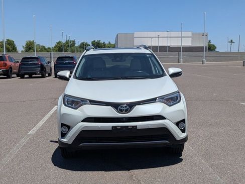 Used 2018 Toyota RAV4 Limited w/ Advanced Technology Package AWD/4WD image 2