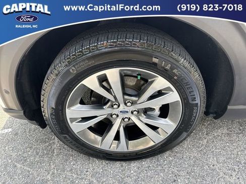 Certified 2020 Ford Explorer Platinum w/ Premium Technology Package AWD/4WD image 13