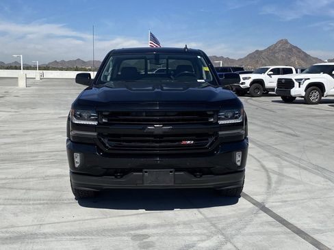 Used 2017 Chevrolet Silverado 1500 LTZ Z71 w/ Midnight Edition image 2