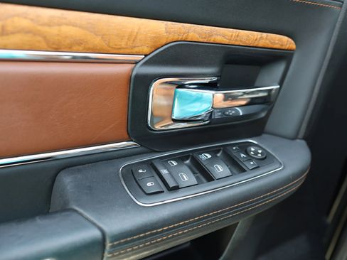 Used 2015 RAM 2500 Longhorn w/ Convenience Group image 33