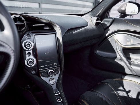 Used 2020 McLaren 720S Spider RWD image 55