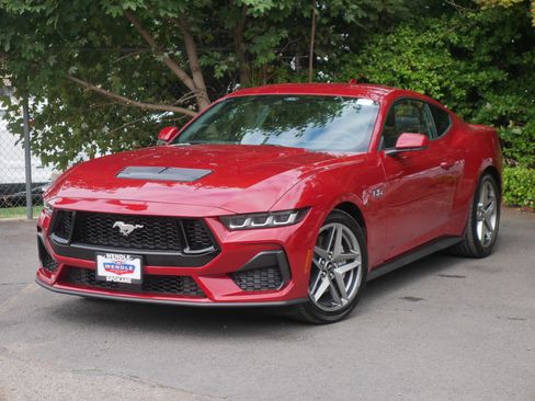 Certified 2024 Ford Mustang GT image 2